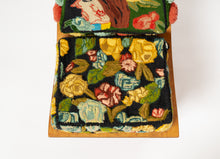 Load image into Gallery viewer, Lovers Chair