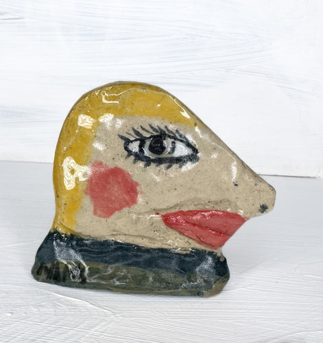 Flat face lady